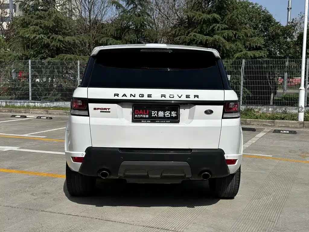 Land Rover Sport 2018 — фото 18