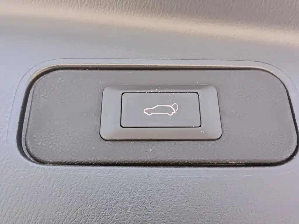 Nissan Patrol 2017 — фото 13