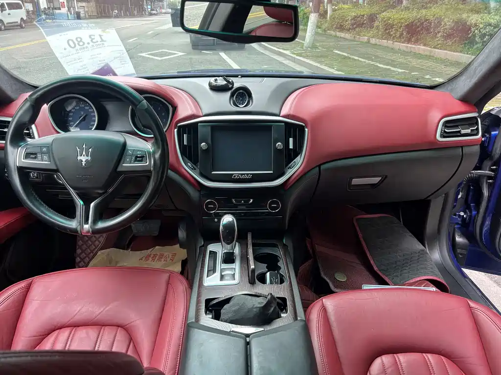 Maserati Ghibli 2015 — фото 24