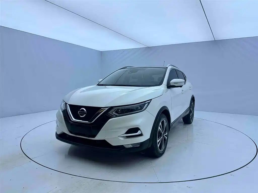 Nissan Qashqai 2022 — фото 1