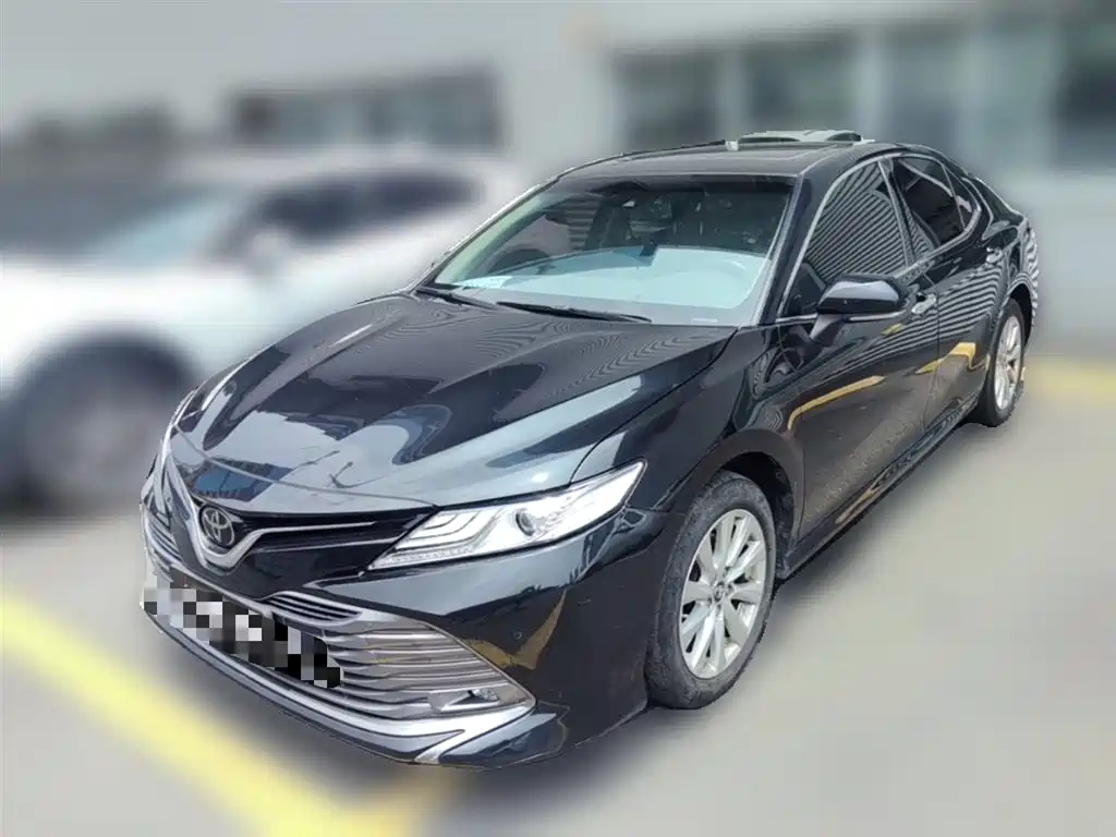 Toyota Camry 2020 — фото 3