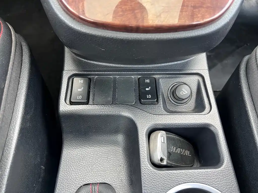 Haval H6 2015 — фото 15