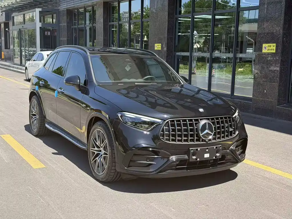 Mercedes-Benz GLC AMG 2025 — фото 3