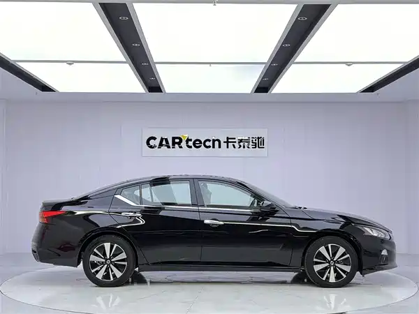Nissan Teana 2021