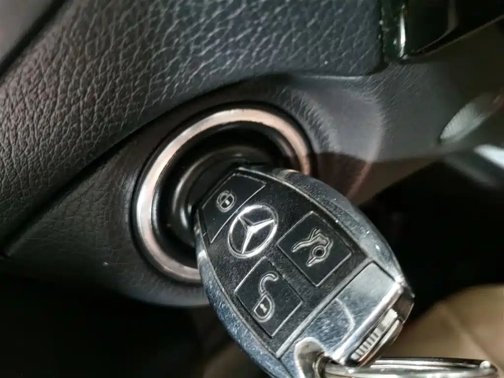 Mercedes-Benz C-Class 2014 — фото 17