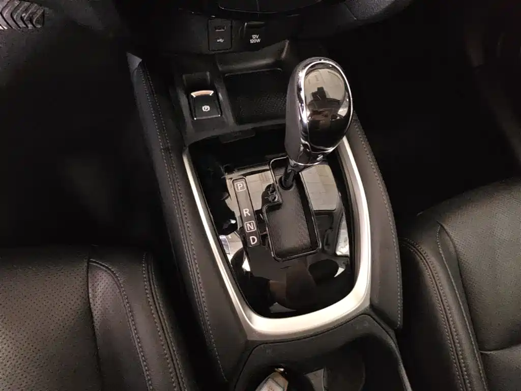 Nissan X-Trail 2020 — фото 10