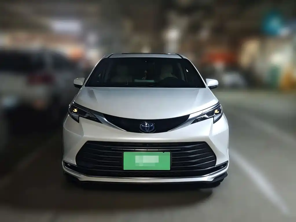Toyota Sienna 2022