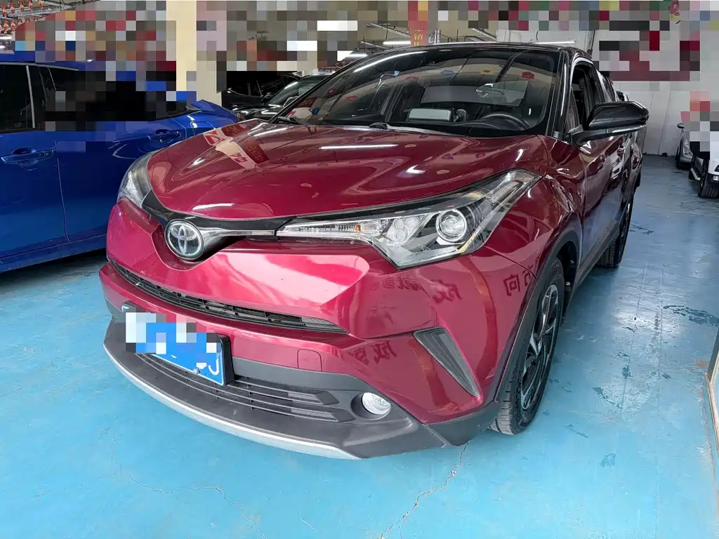 Toyota IZOA 2018 — фото 1