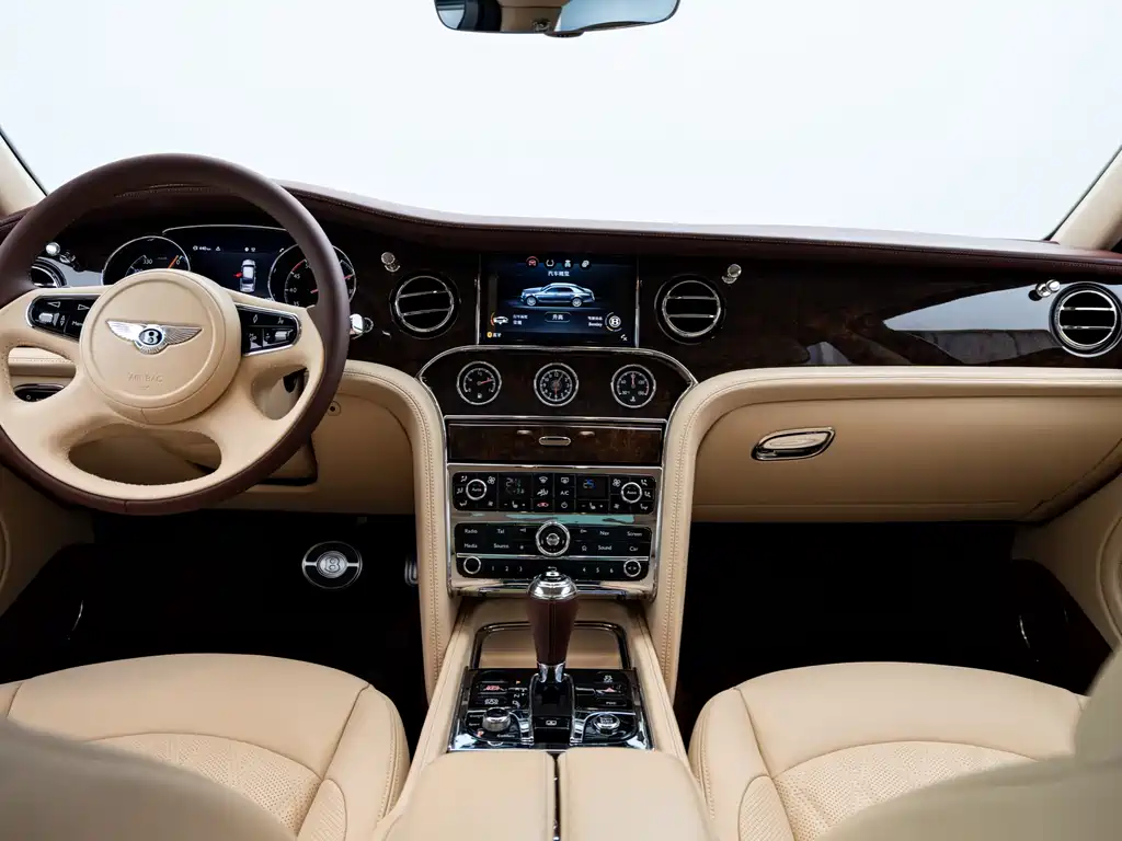 Bentley Mulsanne 2018 — фото 8