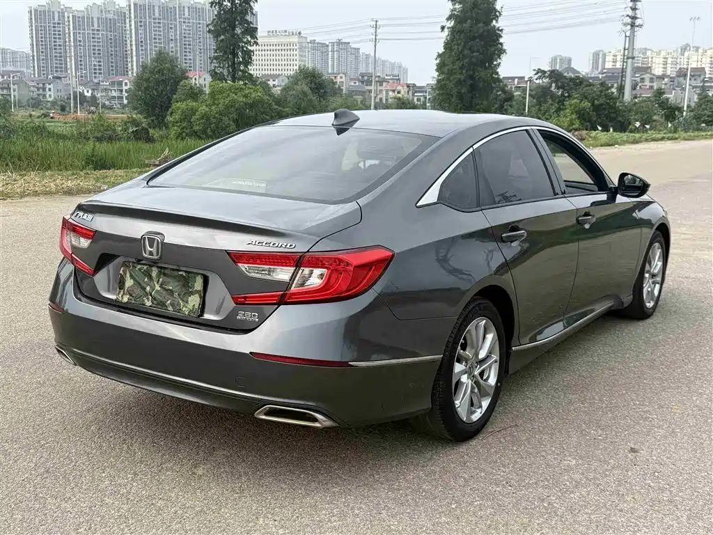 Honda Accord 2020 — фото 9