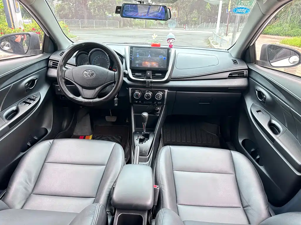 Toyota Yaris L 2019 — фото 15