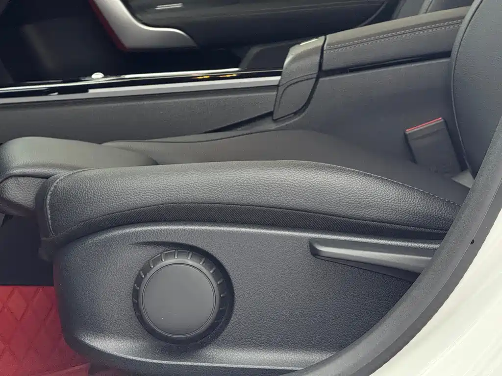 Mercedes-Benz A-Class 2023 — фото 20
