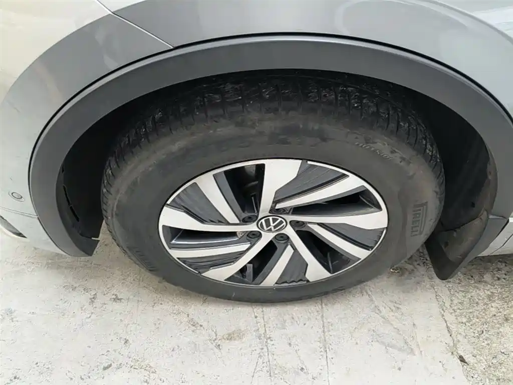 Volkswagen Tiguan L PHEV 2023 — фото 23