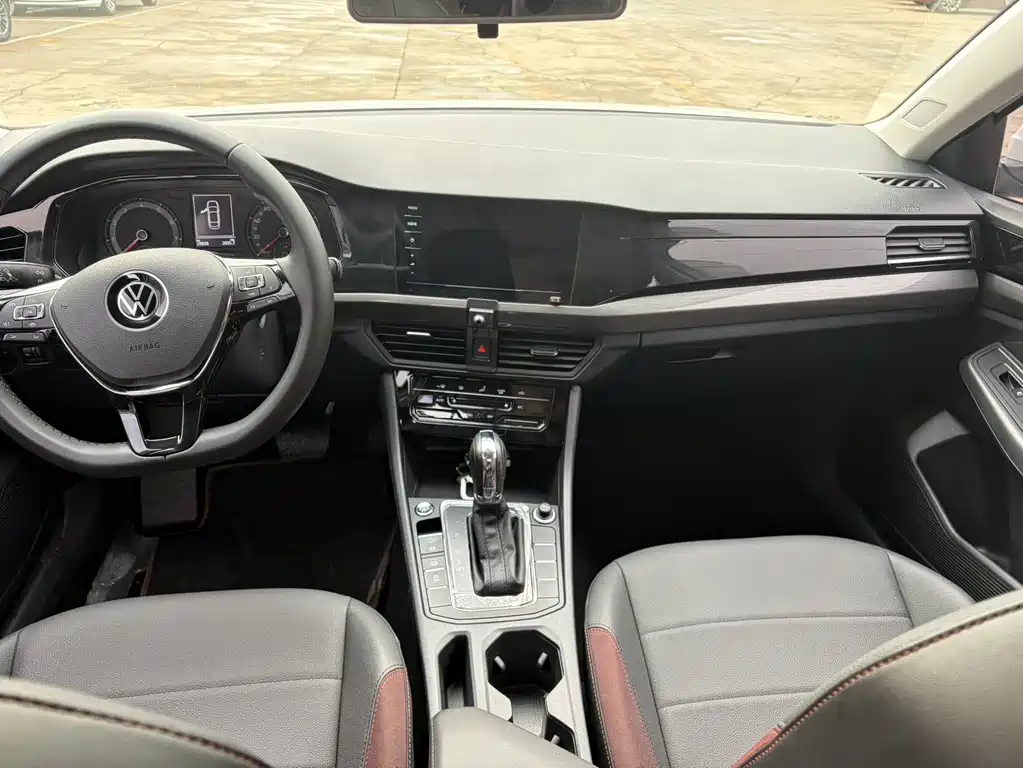 Volkswagen Bora 2022