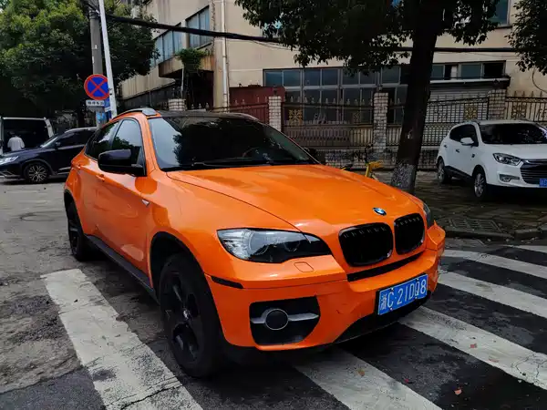 BMW X6 2012