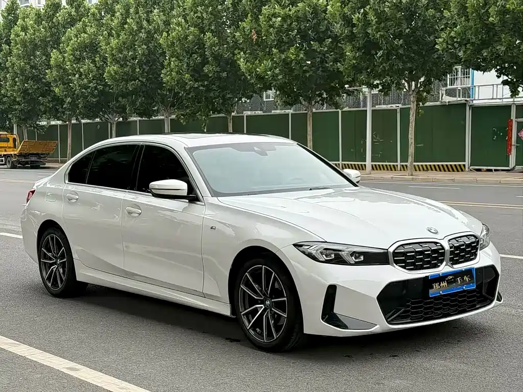 BMW 3 Series 2024