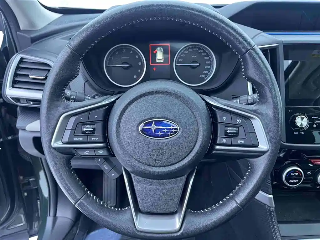 Subaru Forester 2023 — фото 18