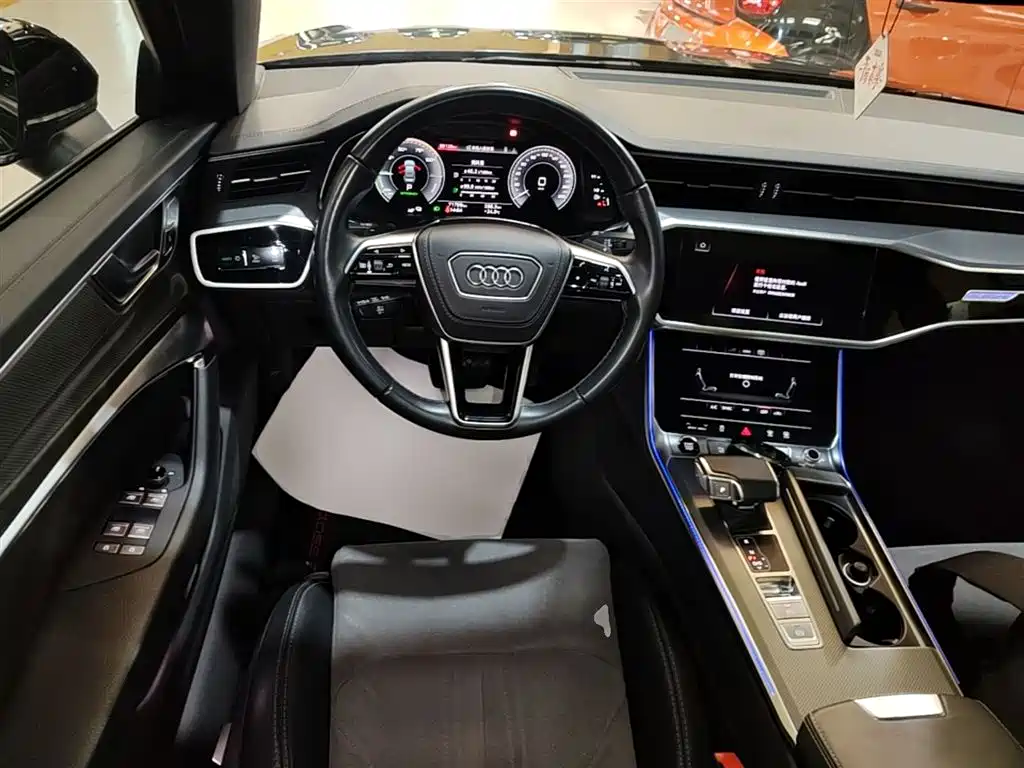 Audi A6L New Energy 2023 — фото 11