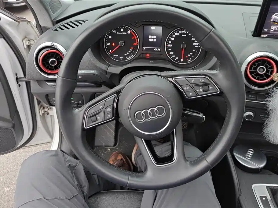 Audi A3 2021 — фото 15
