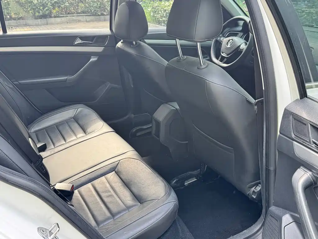 Volkswagen Gran Lavida 2018 — фото 11