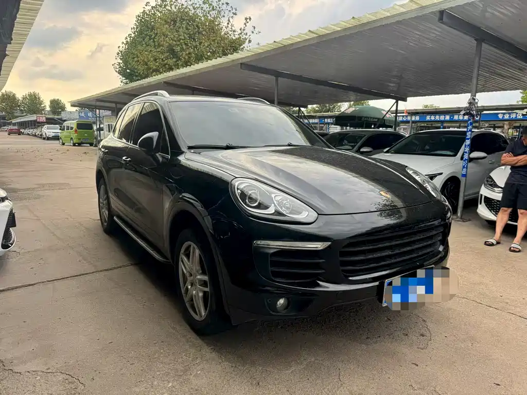 Porsche Cayenne 2015 — фото 3