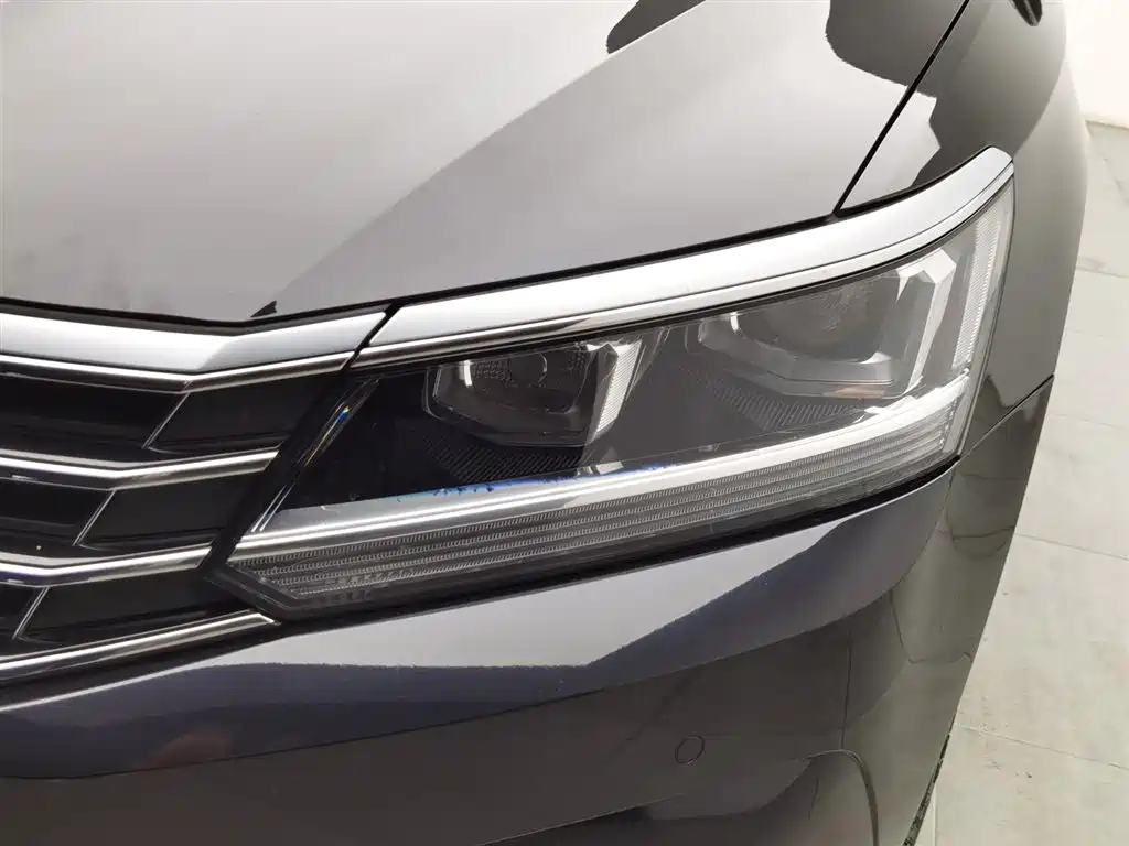 Volkswagen Passat 2019 — фото 7