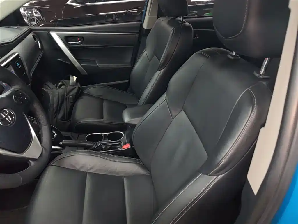 Toyota Levin Twin Engine E+ 2019 — фото 15