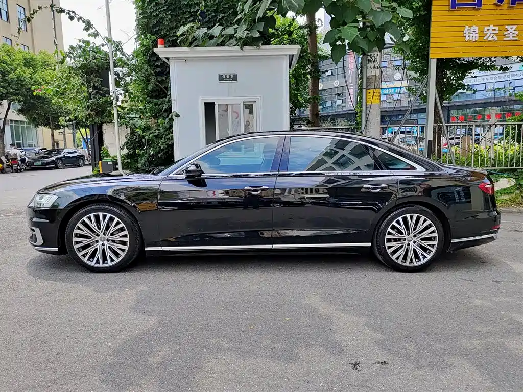 Audi A8 2019