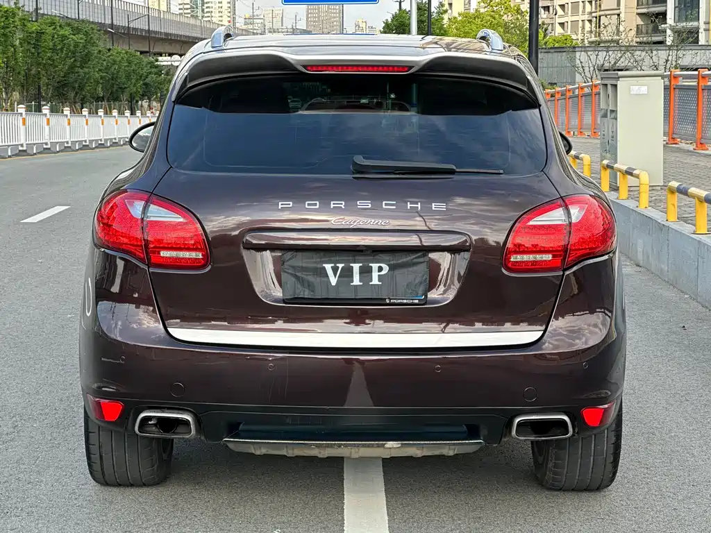 Porsche Cayenne 2015 — фото 13