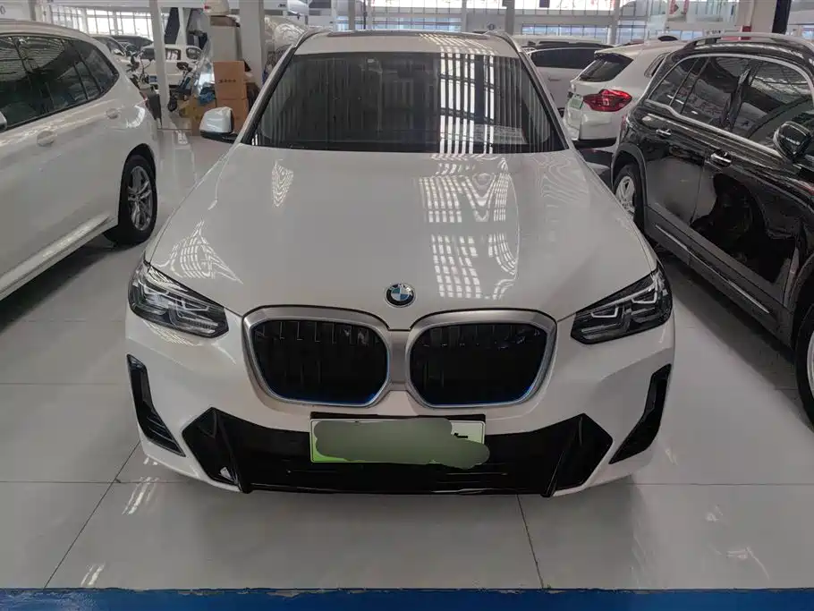 BMW iX3 2022 — фото 2