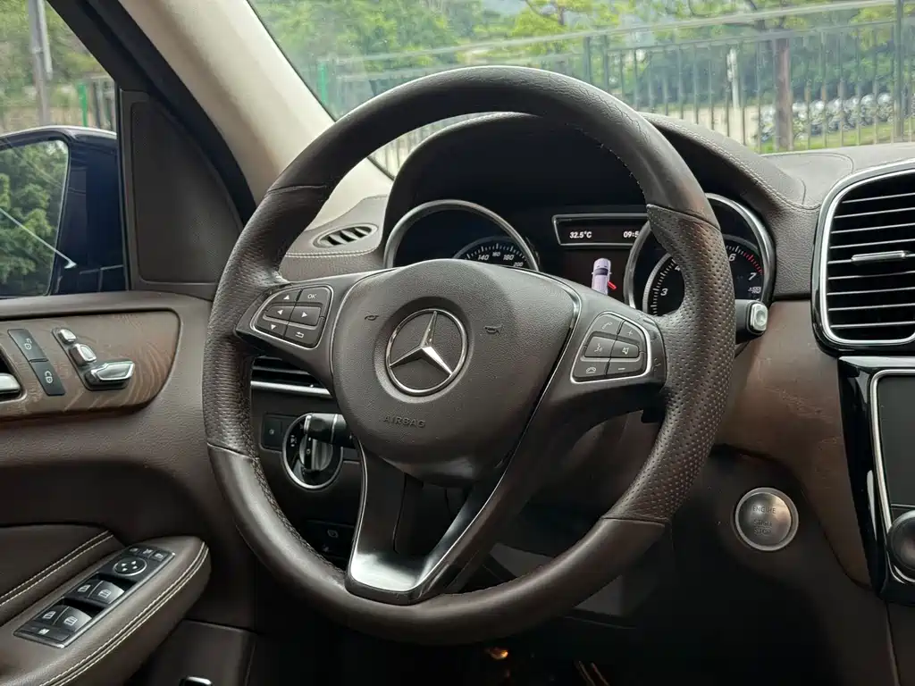 Mercedes-Benz GLE 2018
