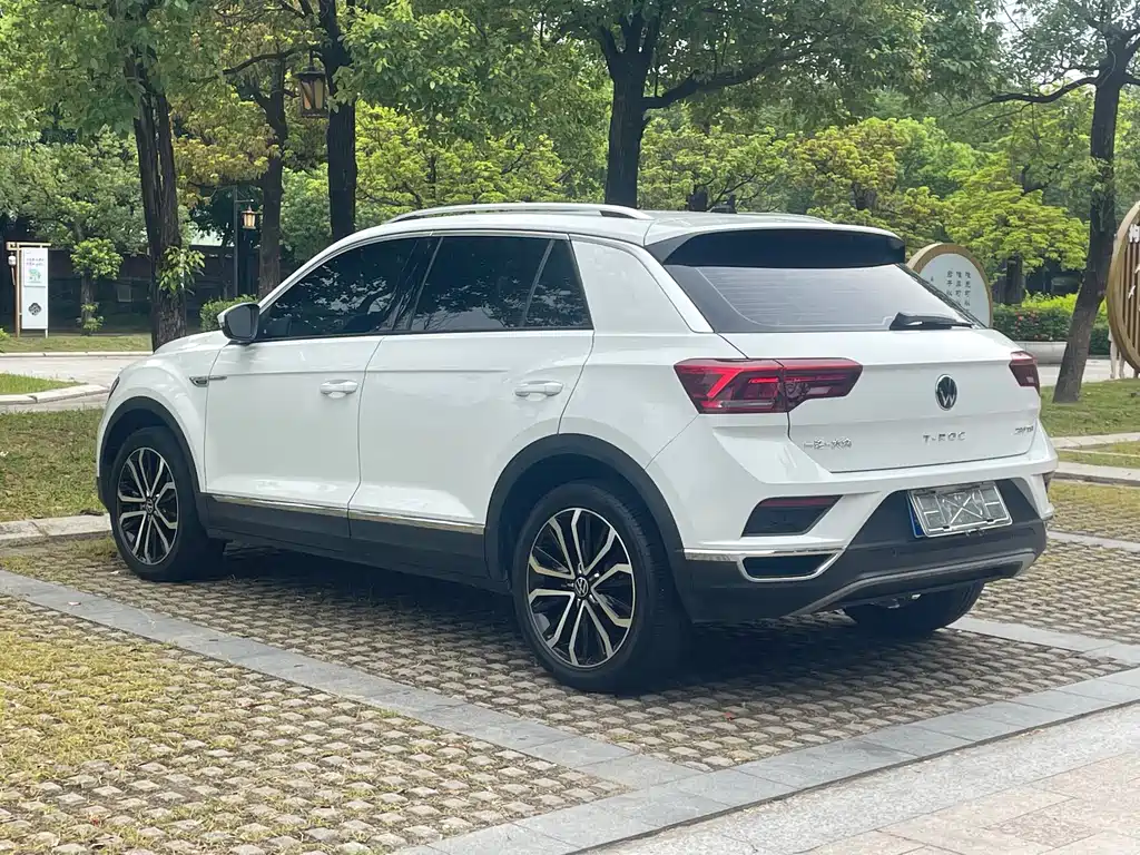 Volkswagen T-Roc 2021 — фото 10