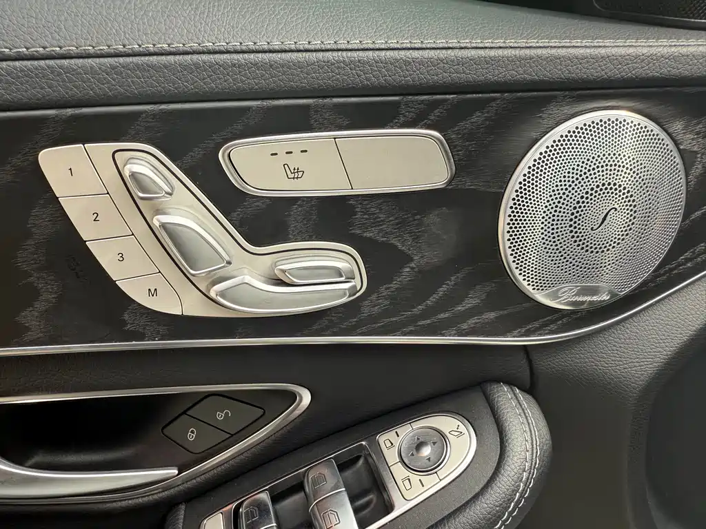 Mercedes-Benz C-Class 2021 — фото 11