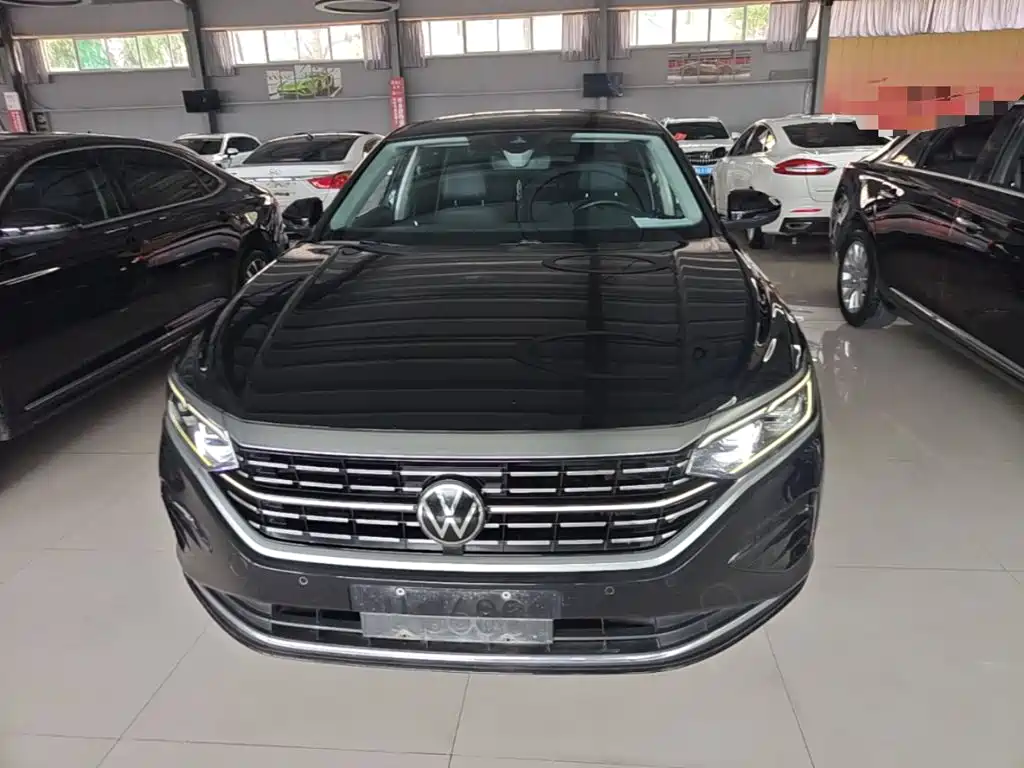 Volkswagen Passat 2022