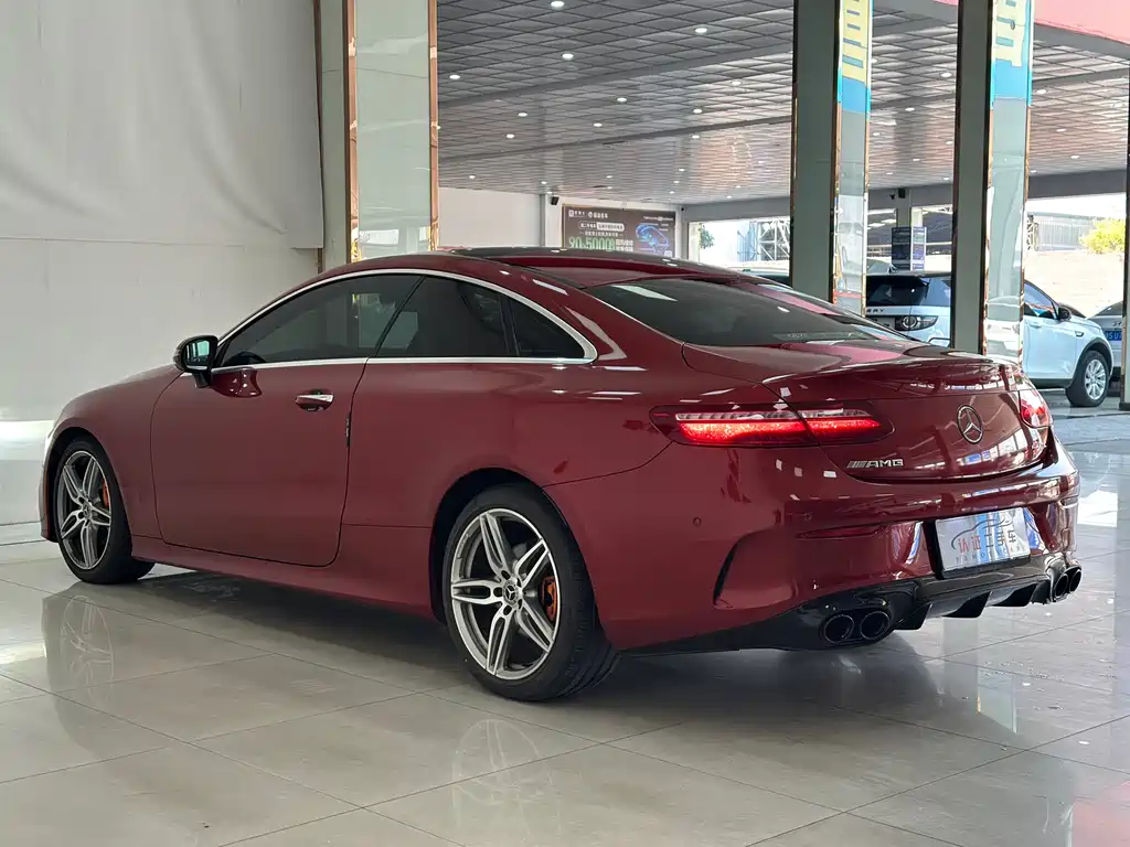 Mercedes-Benz E-Class 2019 — фото 17