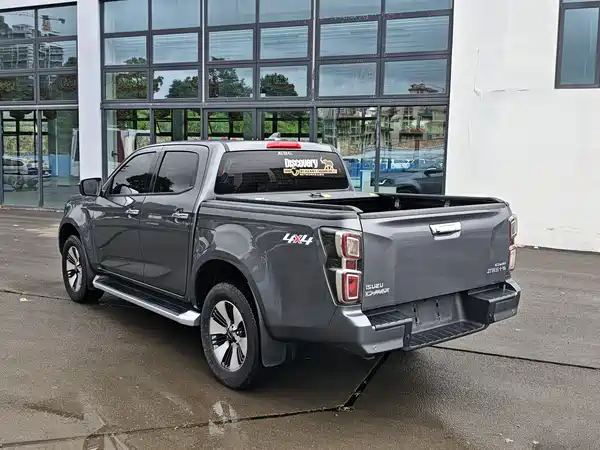 Isuzu D-MAX 2023