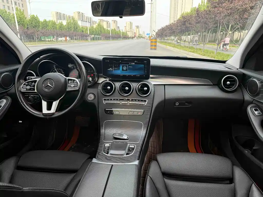 Mercedes-Benz C-Class 2019 — фото 8