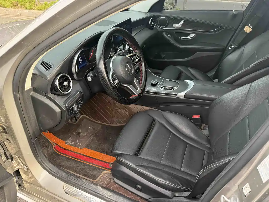 Mercedes-Benz C-Class 2019 — фото 4