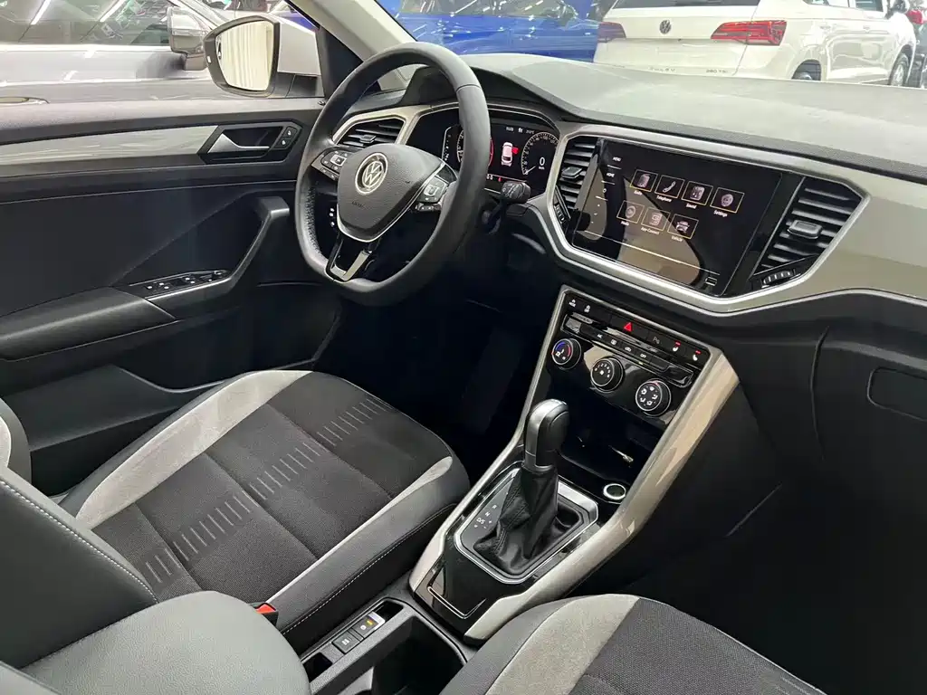 Volkswagen T-Roc 2022 — фото 21