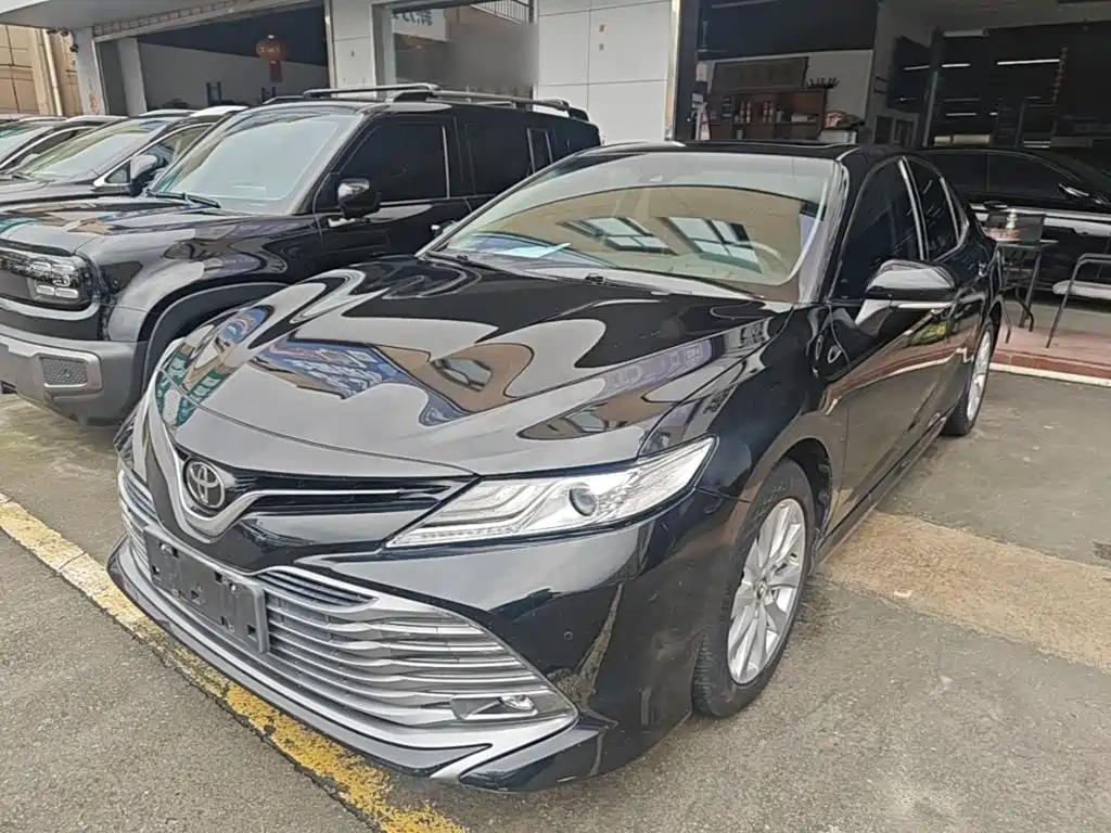 Toyota Camry 2021