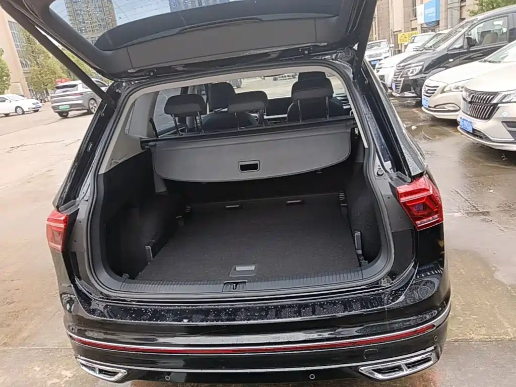 Volkswagen Tiguan L 2022 — фото 19