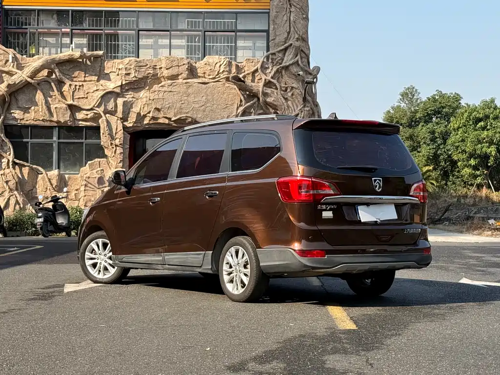 Baojun 730 2018