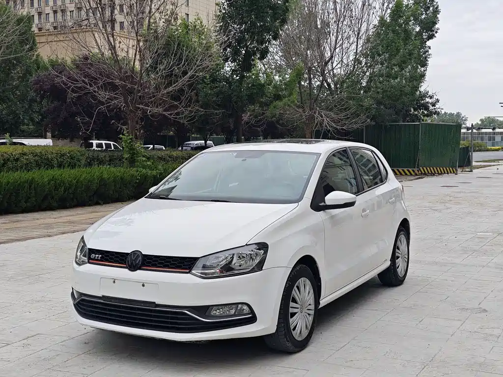 Volkswagen Polo 2017 — фото 1