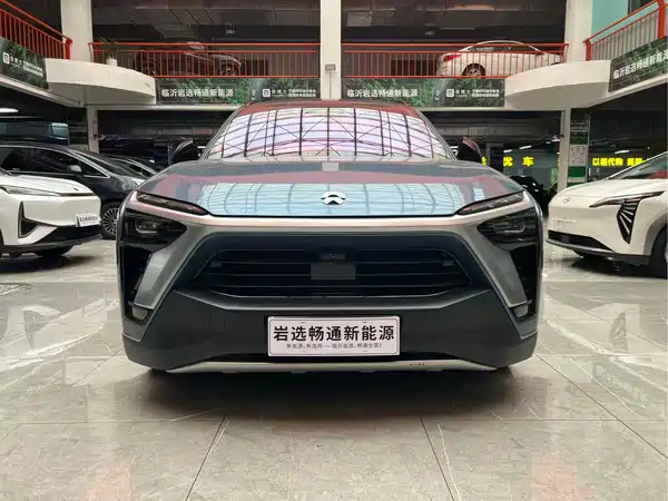 NIO ES8 2020
