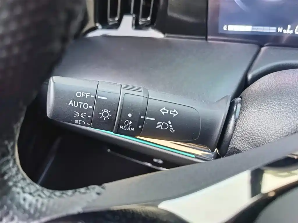 GAC Motor Trumpchi M8 2023 — фото 36