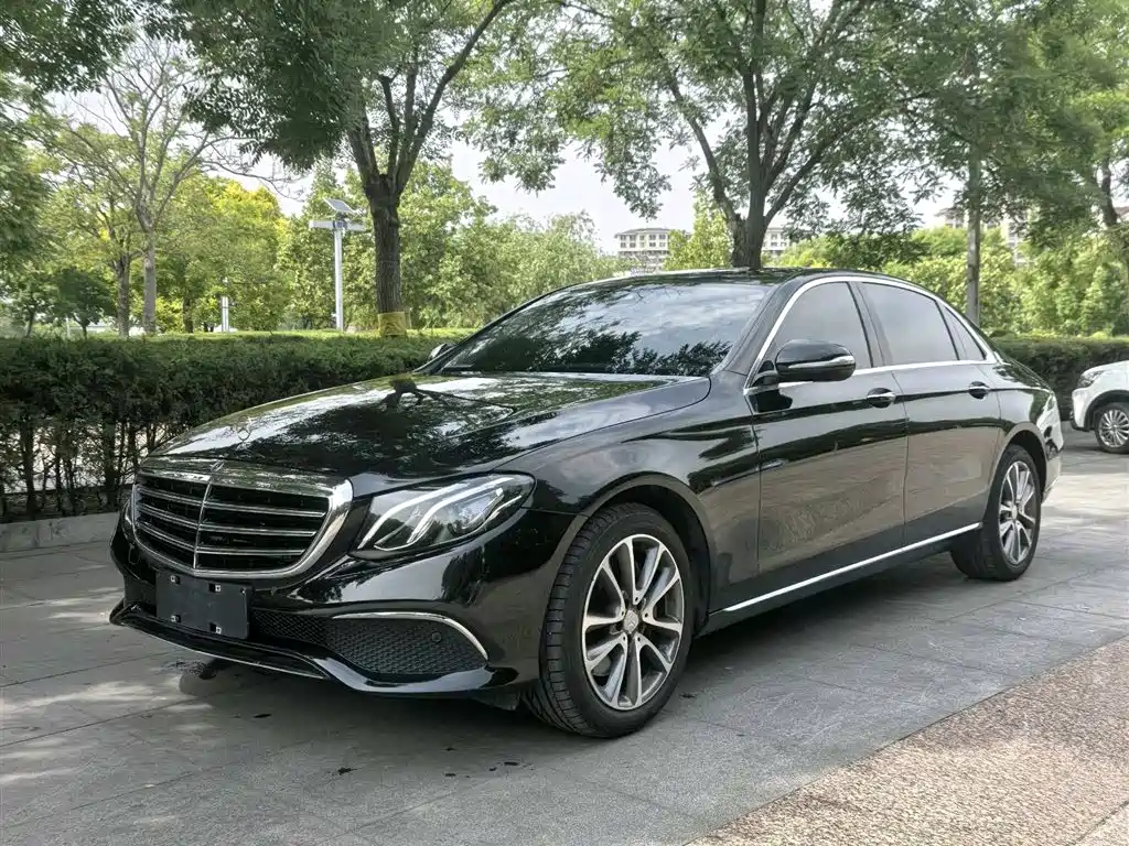 Mercedes-Benz E-Class 2016