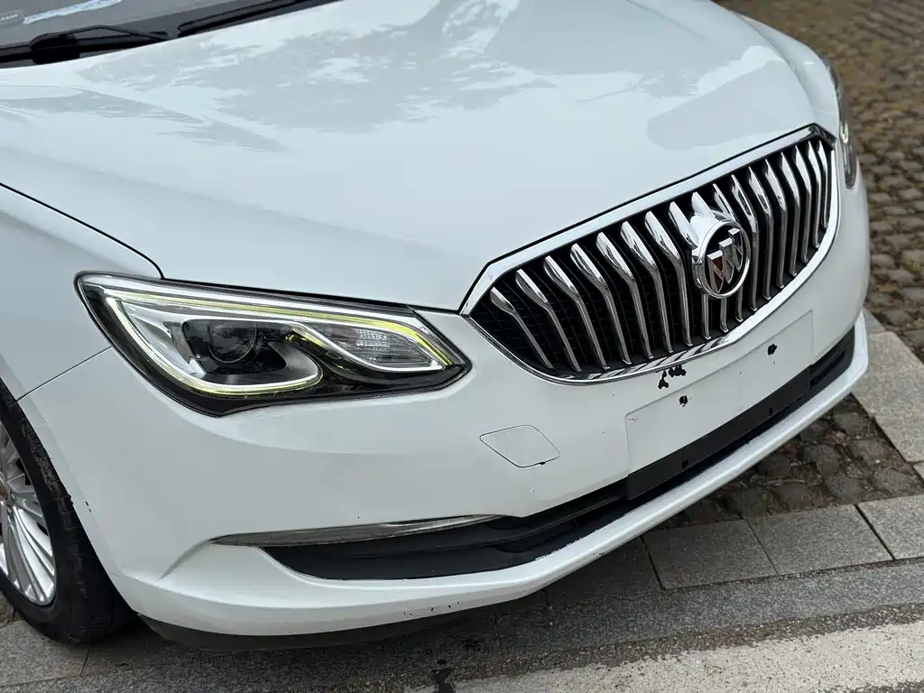Buick Excelle 2016 — фото 18