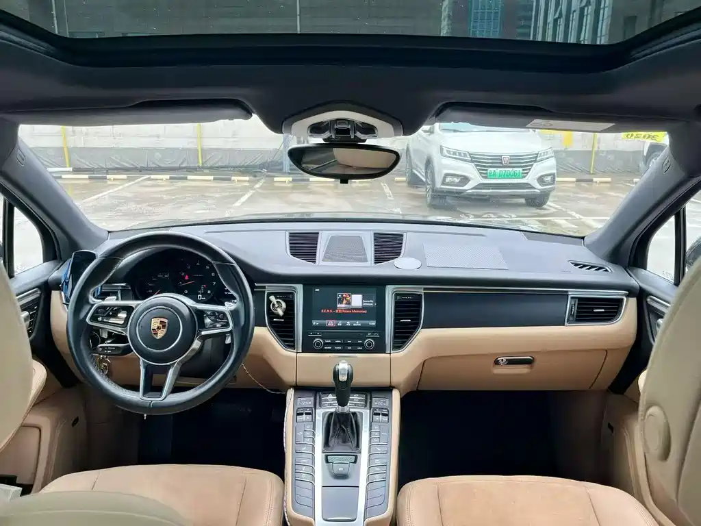 Porsche Macan 2016