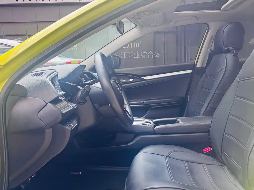 Honda Civic 2019 — фото 11