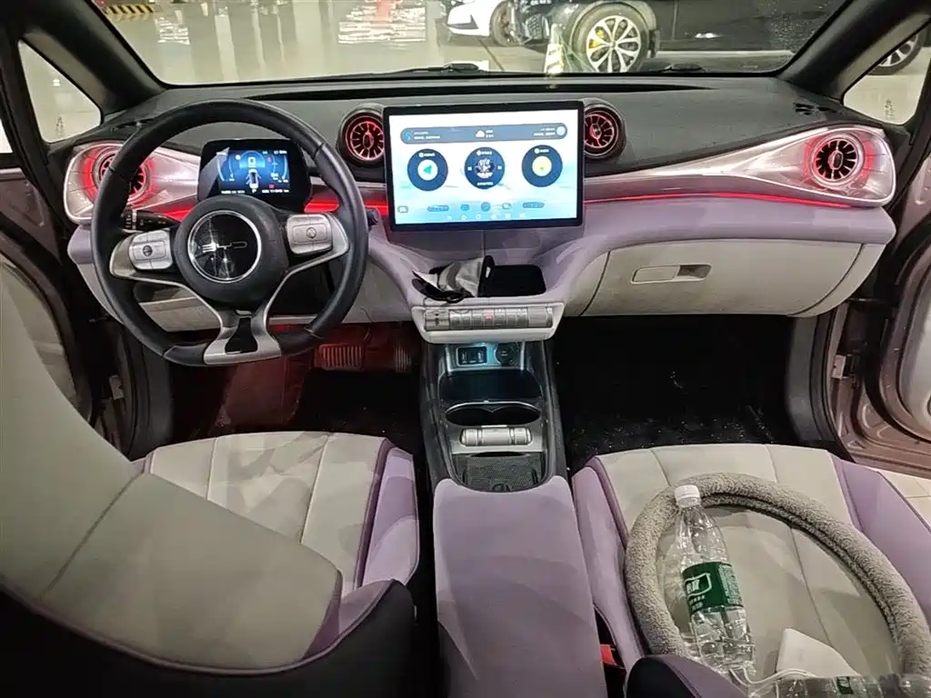 BYD Dolphin 2022 — фото 10